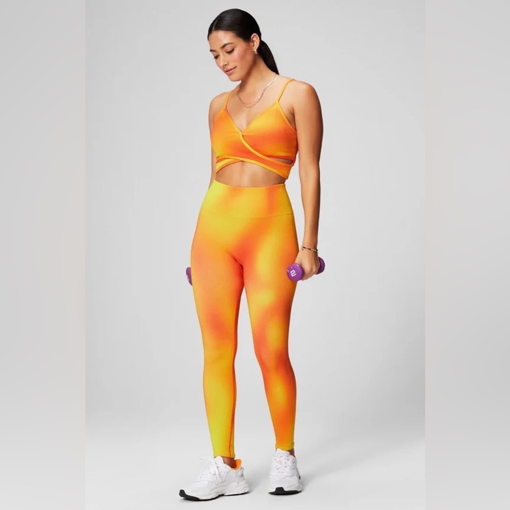 Fabletics Yoga Set Orange Cloud Seamless